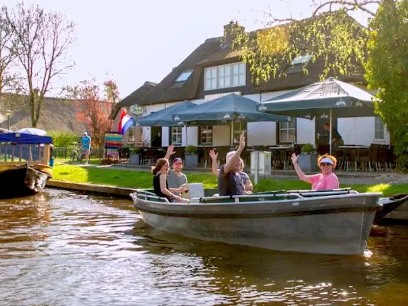 Paseo por Giethoorn